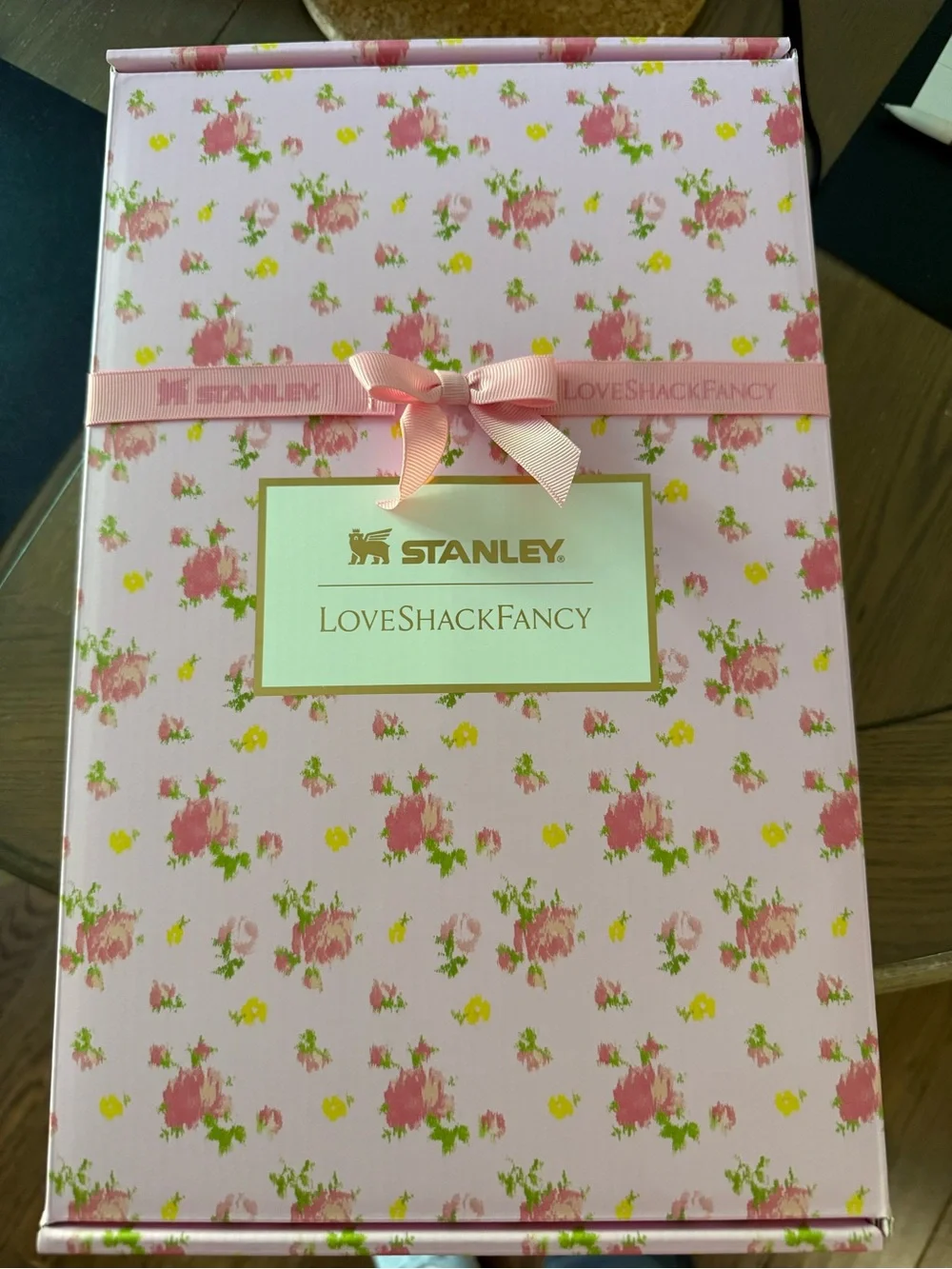 30oz Stanley X Love Shack Fancy Floral Quencher Ibza H2.0 Tumbler W/Gift Box - Picture 2 of 6